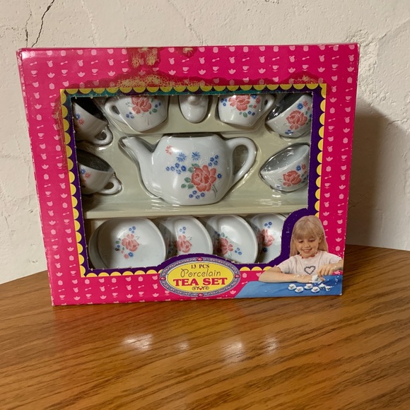13 pcs Porcelain Tea Set - Picture 1 of 2